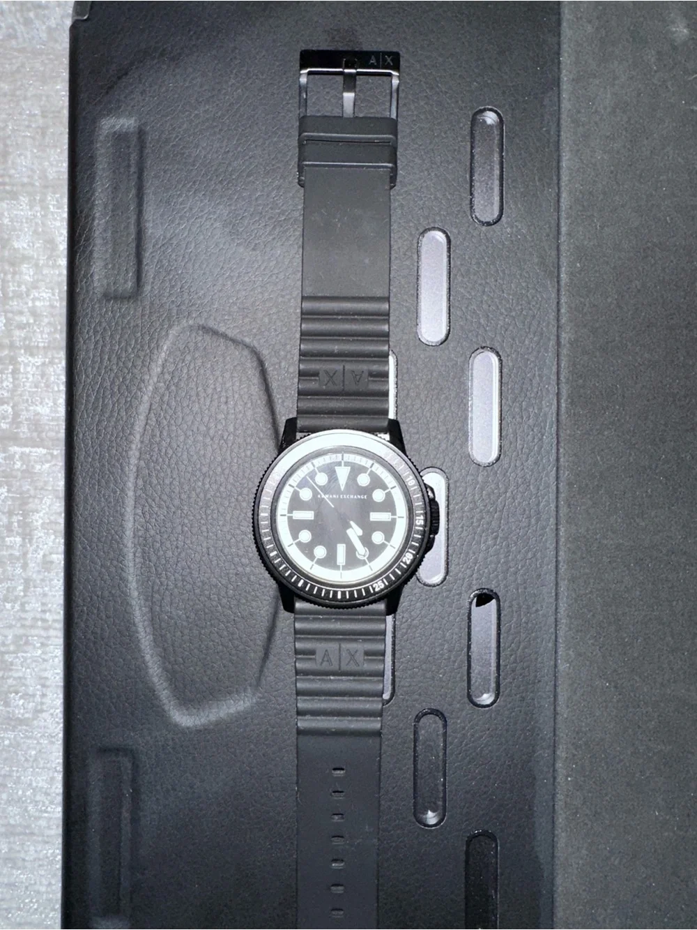 Armani Exchange Men's Black and Silver Dive-Style Watch
